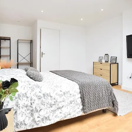 Awesome In With Wifi And 4 Bedrooms Prázdninový dům Hauteville-sur-Mer